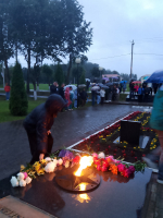 Андреаполь, обелиск Славы павшим землякам. 4 часа утра
